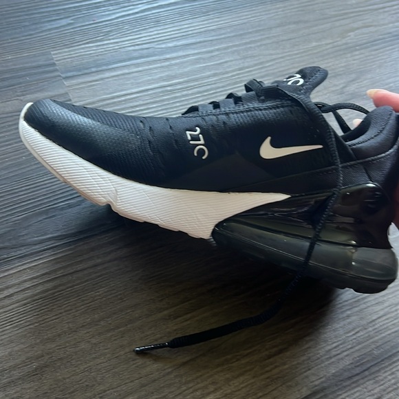Nike Air Max 270 Black Sneakers - Picture 5 of 7